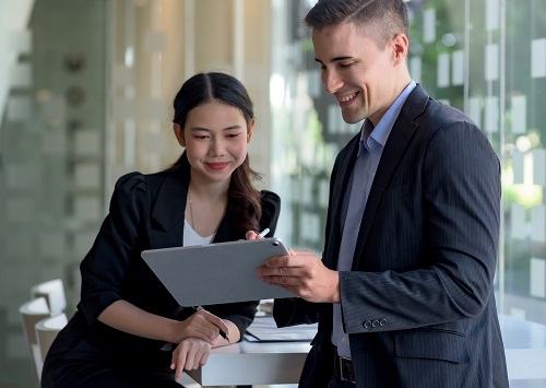 Mobile Sales Person App-5