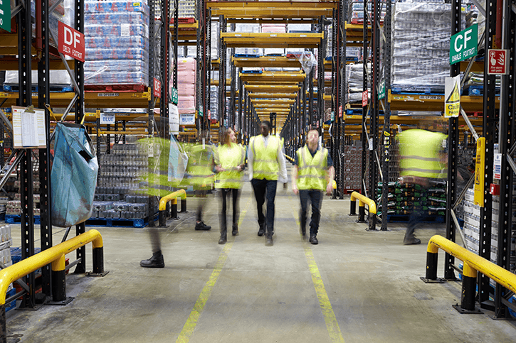 b2b warehouse workers