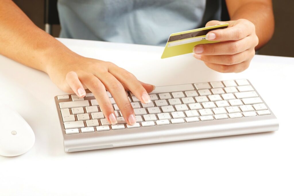 online shopping with credit card